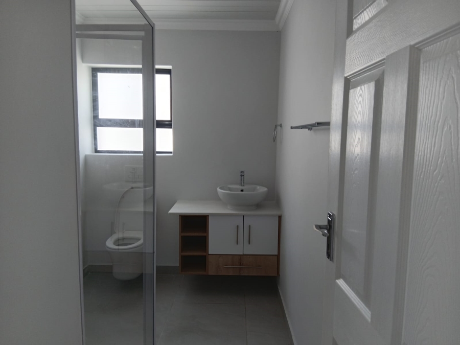 To Let 3 Bedroom Property for Rent in Dana Bay Western Cape